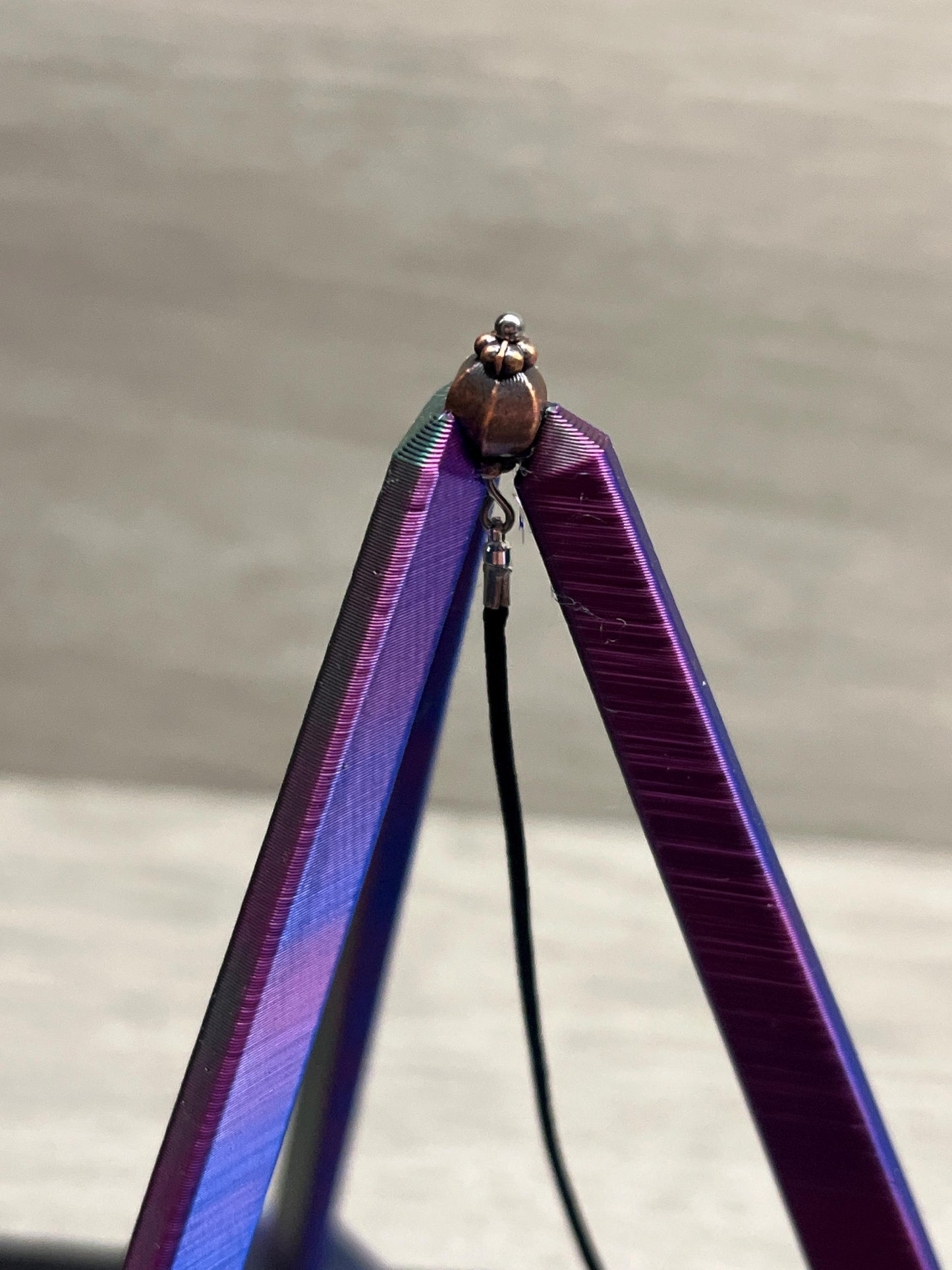 Large Open Tripod Stand