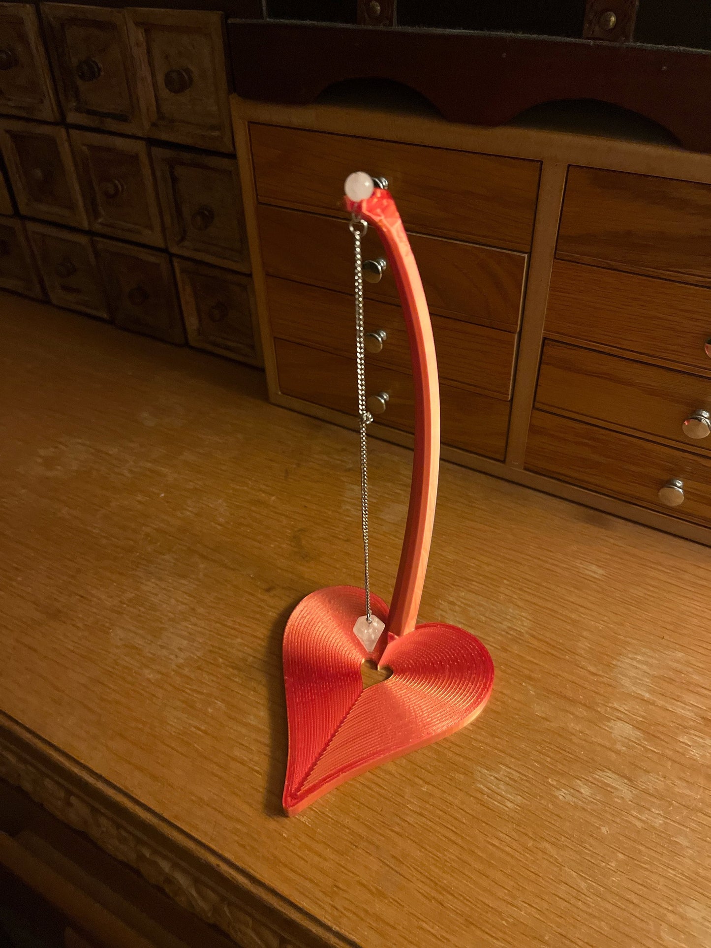 Heart Stand for Jewelry  or Pendulums