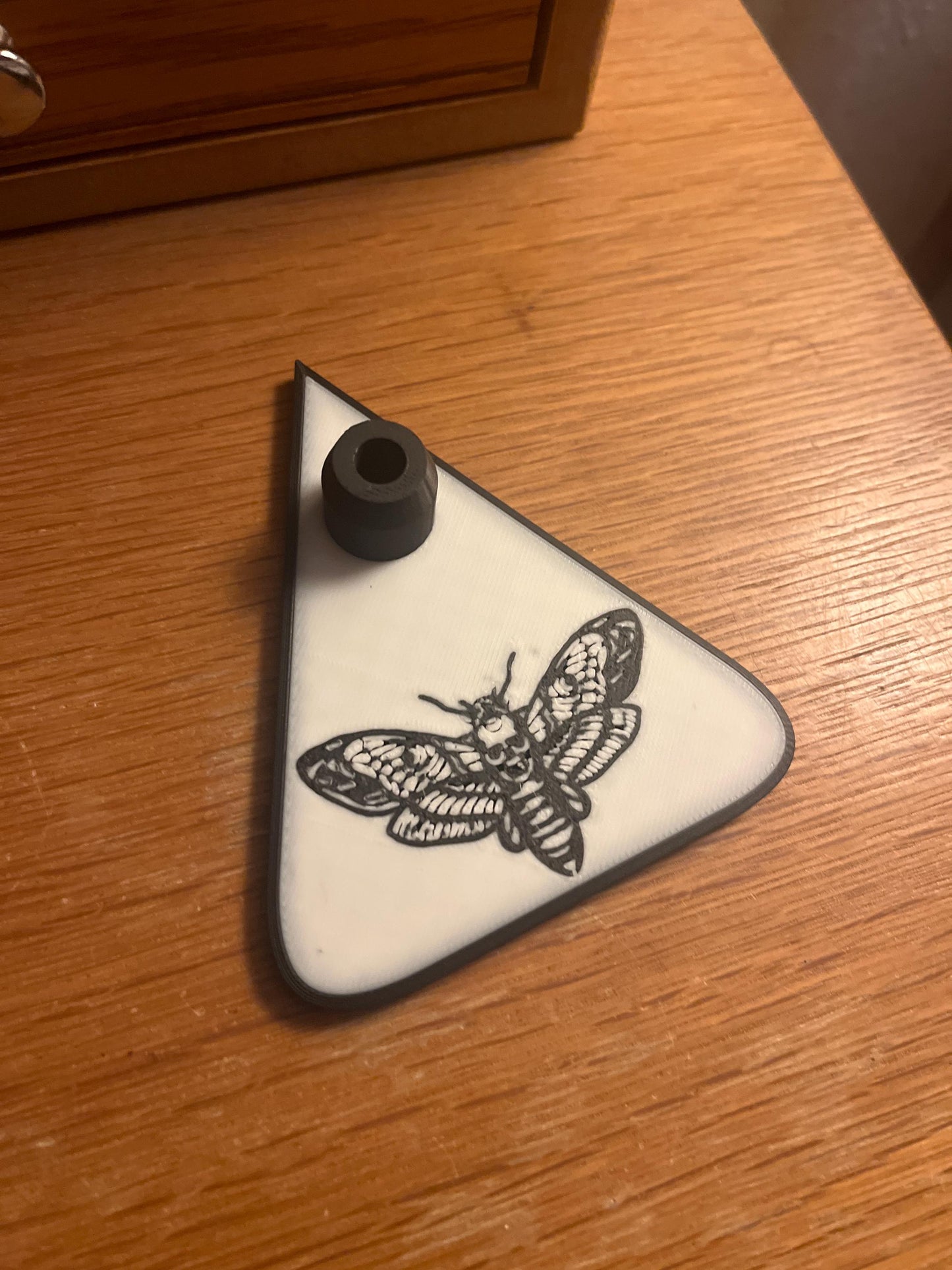 3D Printed Automatic Writing Planchette.