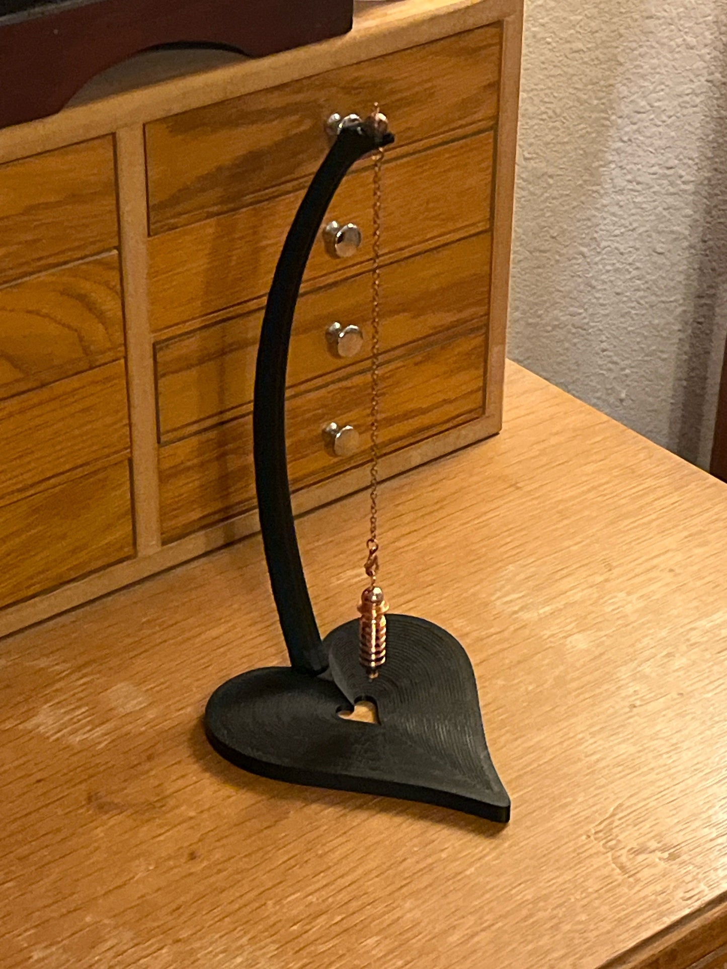 Heart Stand for Jewelry  or Pendulums