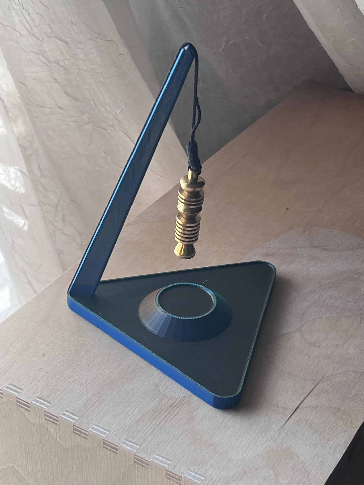 Small Monolith Pendulum Stand with Pendulum